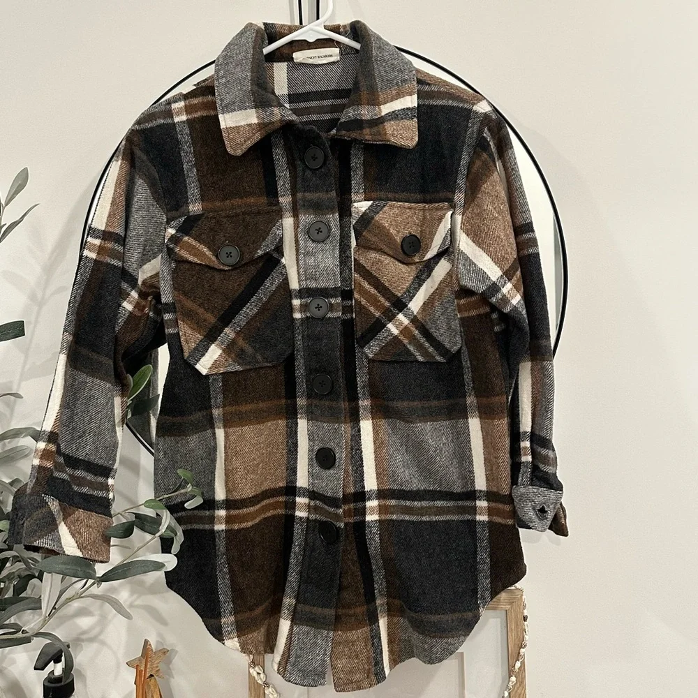 Women’s fall plaid flannel - Picture 2 of 3